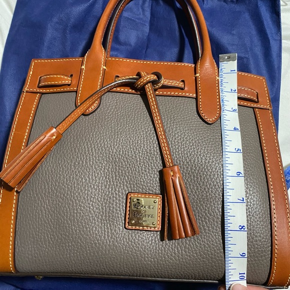 Purse - Picture 3 of 4